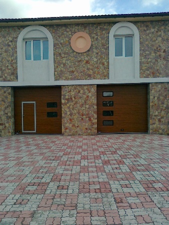 Ворота секционные гаражные в Красноярске